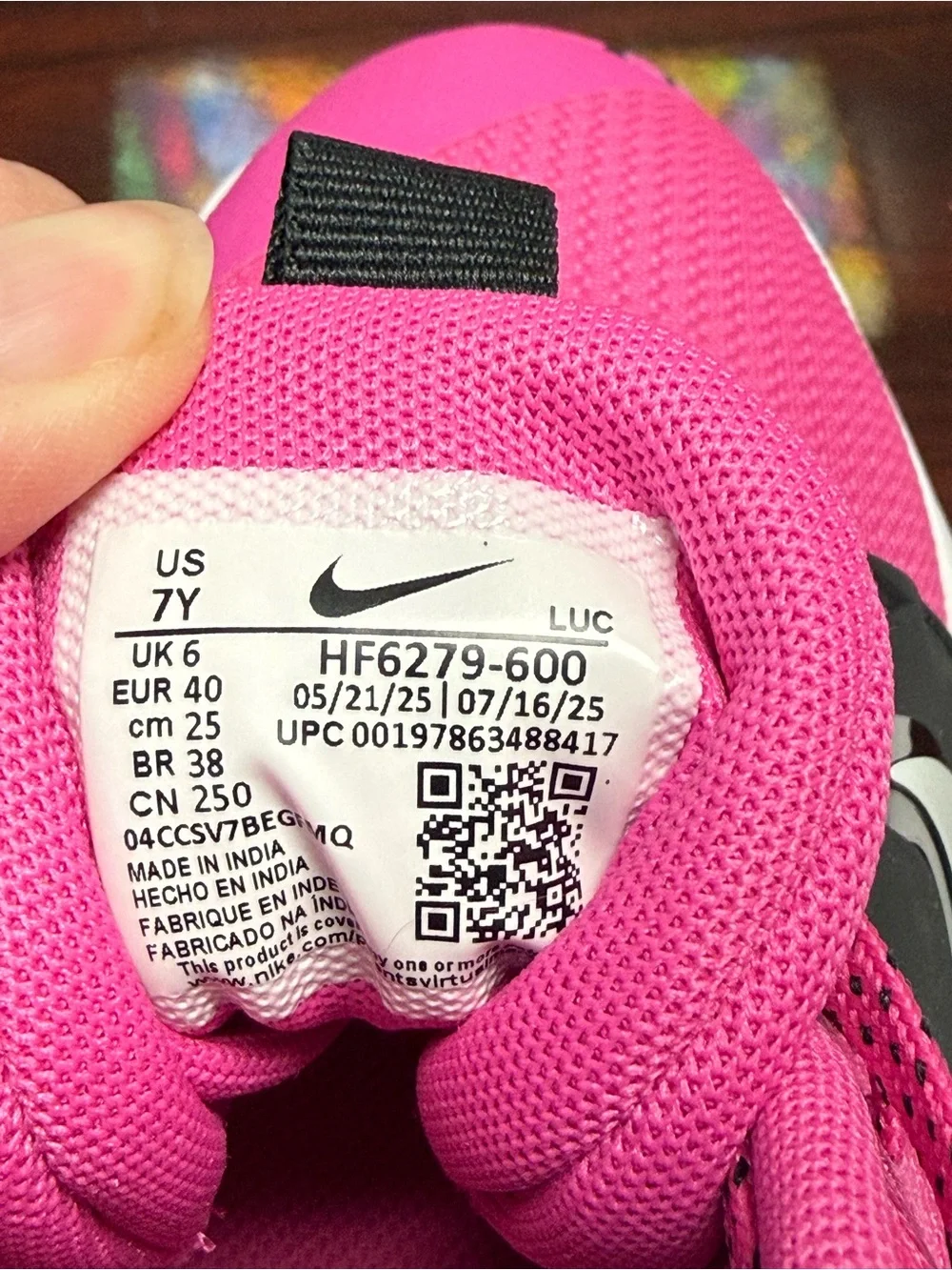 NWOT Nike Team Hustle D 12 Laser Fuchsia Basketball Shoes Big Kids 7Y
